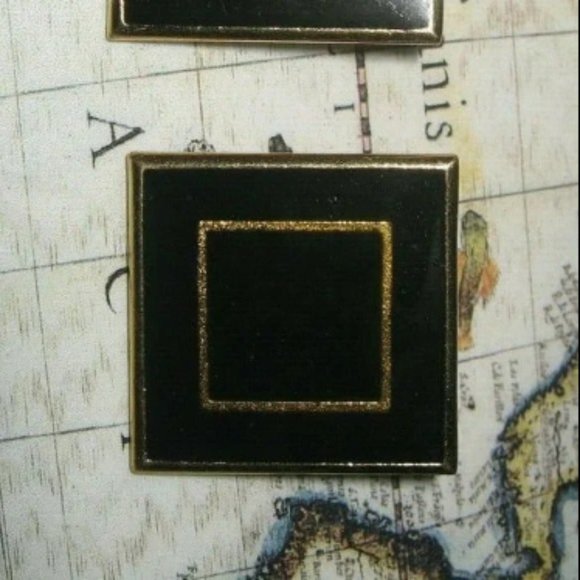 ❤️YSL YVES SAINT LAURENT Black Enamel Square Clip Earrings - Picture 3 of 5
